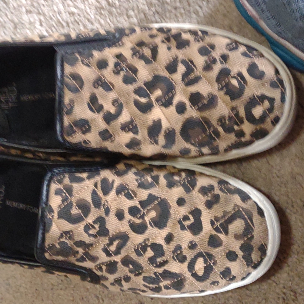 Slip ons - Picture 5 of 5